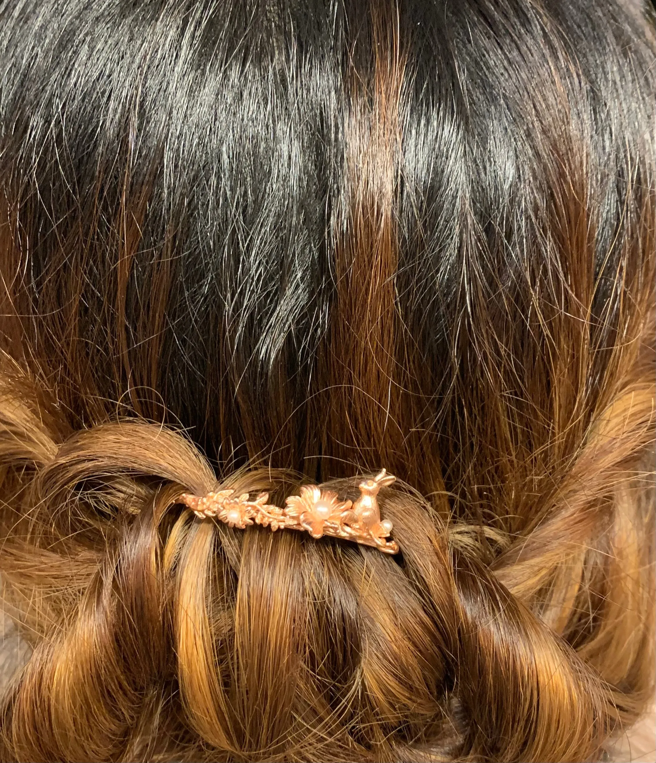 Bunny in a Flower Meadow Hair Prong