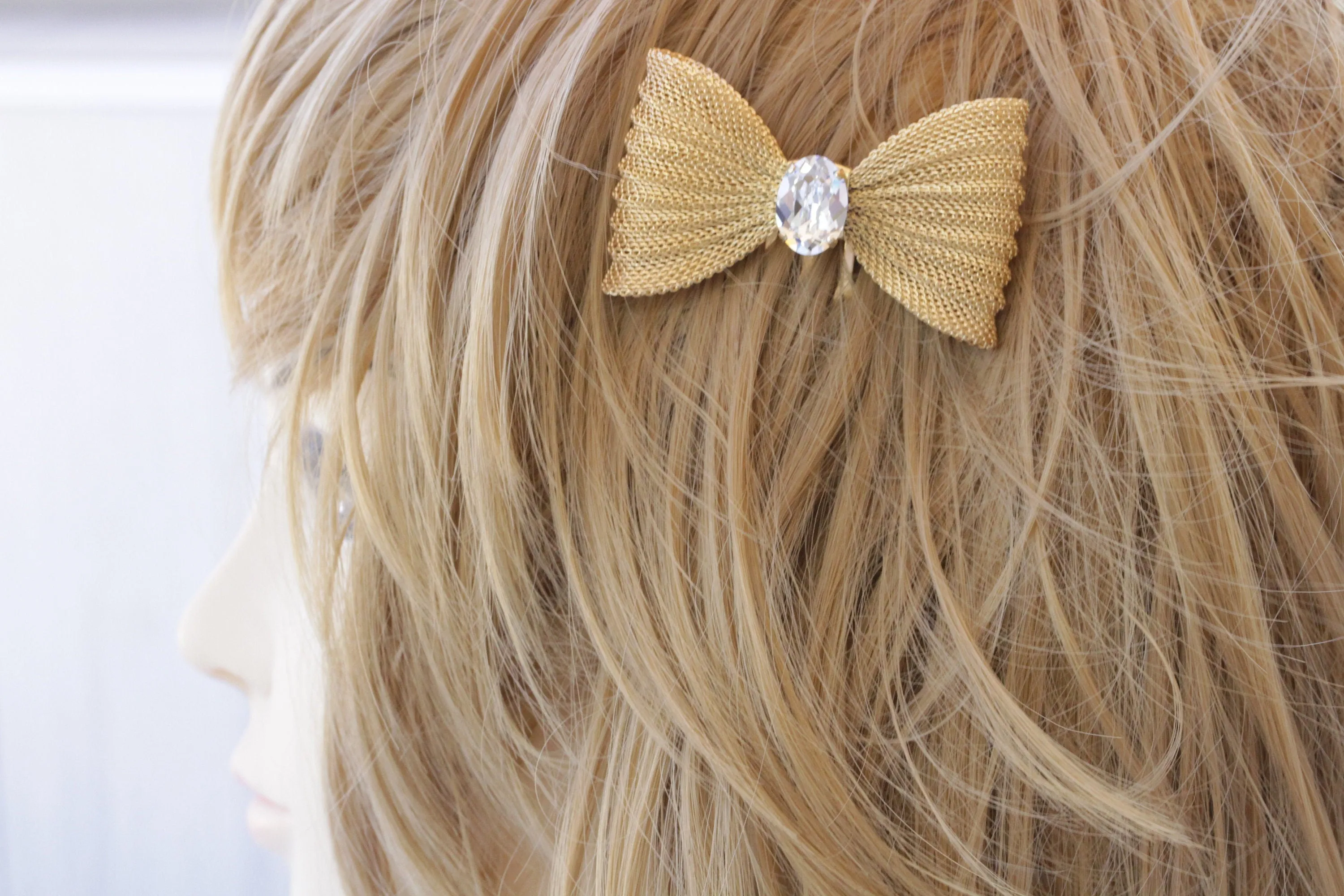 CRYSTAL Bow HAIR Comb